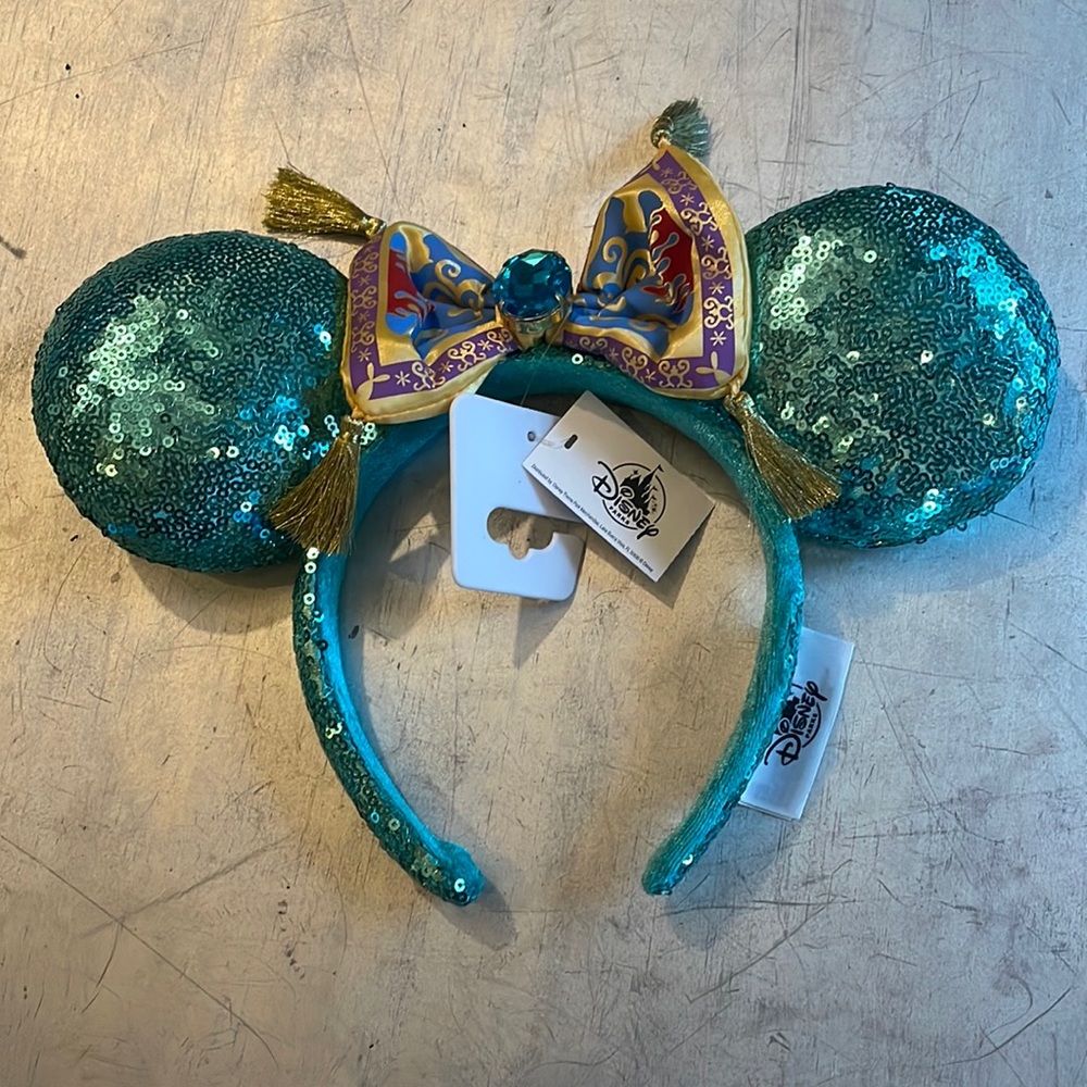 😊2 lots for$20-BNWT Authentic Disney Parks Princess Jasmine sequins Minnie ears